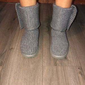 Ugg yarn boots size 6